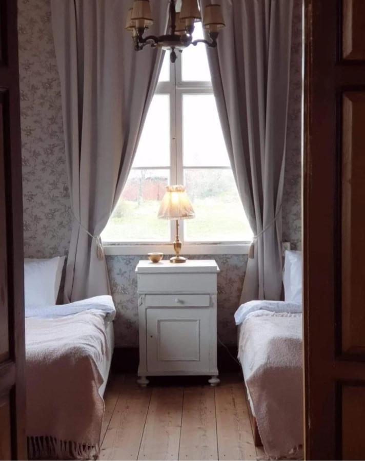 Ronehamn Bed And Breakfast Hemse Exterior photo