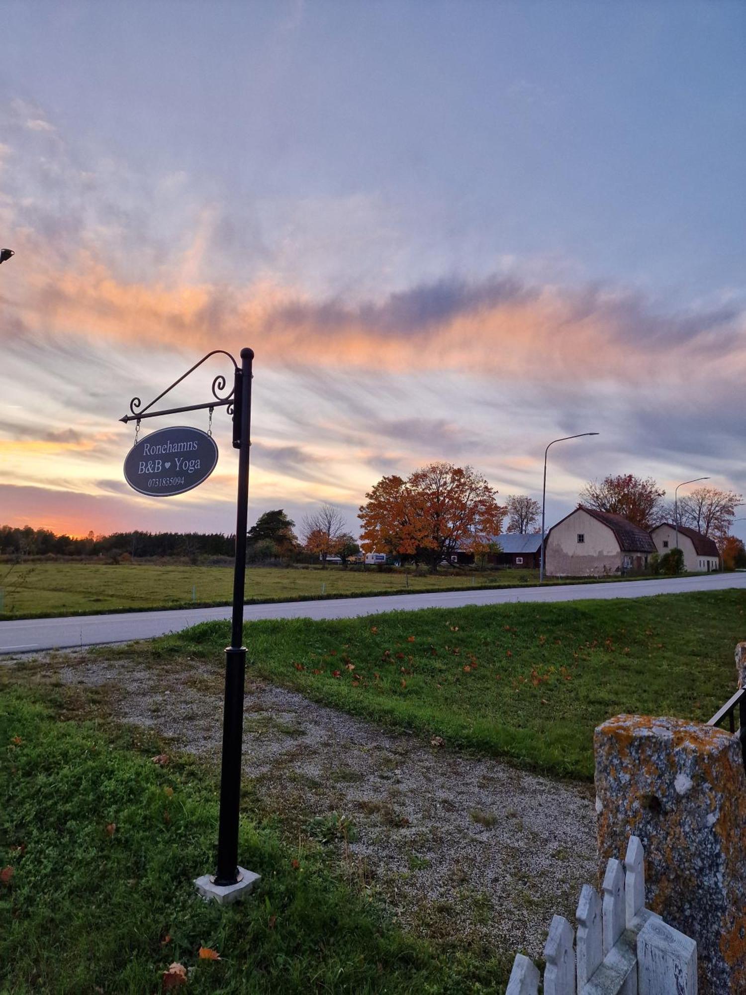 Ronehamn Bed And Breakfast Hemse Exterior photo